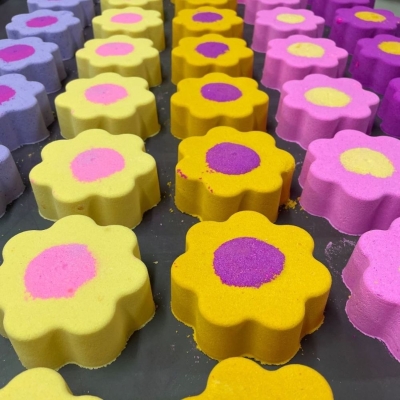 Flower Power Bath Bomb