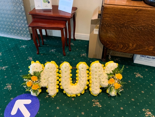 MUM Tribute Yellow