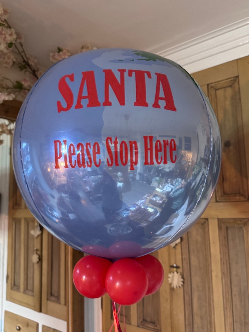 Santa stop here balloon